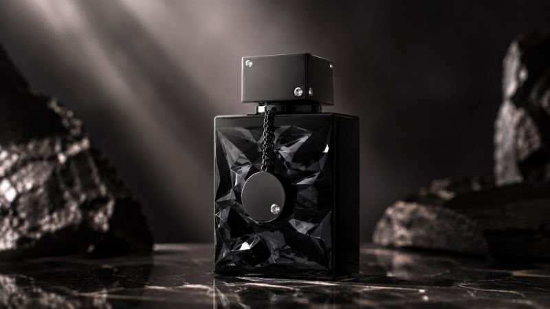 Club de Nuit Intense Man Limited Edition Review Armaf Club de Nuit Intense Man Limited Edition bottle close-up