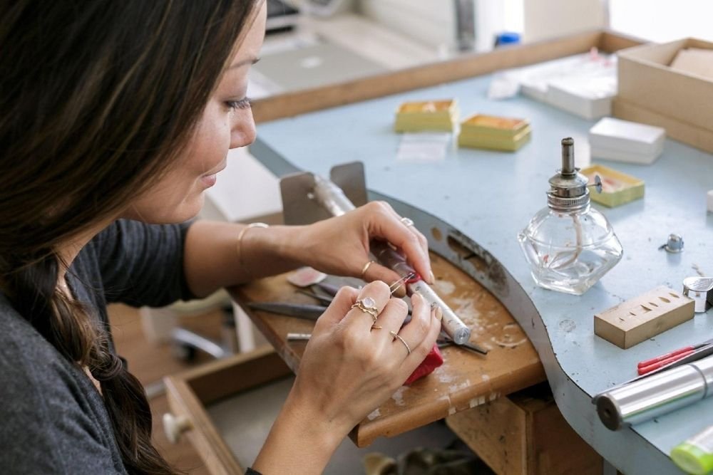 Designing a Custom Engagement Ring in Dallas: A Step-by-Step Guide From Sketch to Setting Custom engagement ring design in Dallas